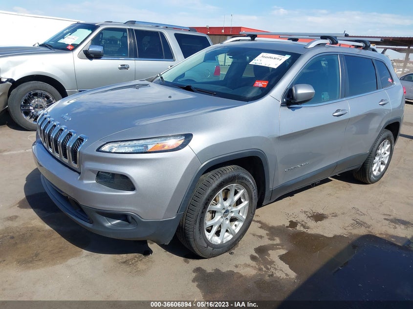 VIN 1C4PJMCS2HW588217 2017 JEEP CHEROKEE LATITUDE