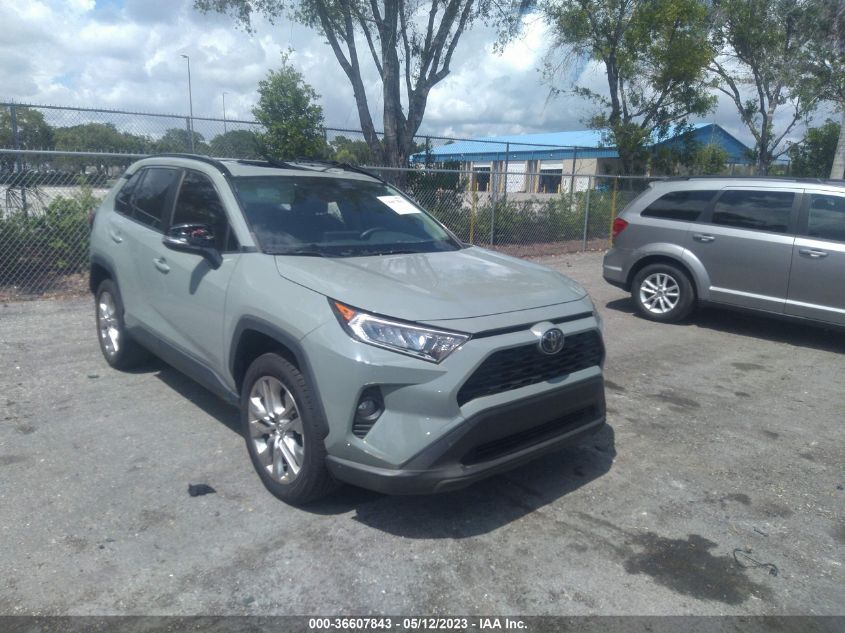 2019 TOYOTA RAV4 XLE PREMIUM - JTMC1RFV0KD029561