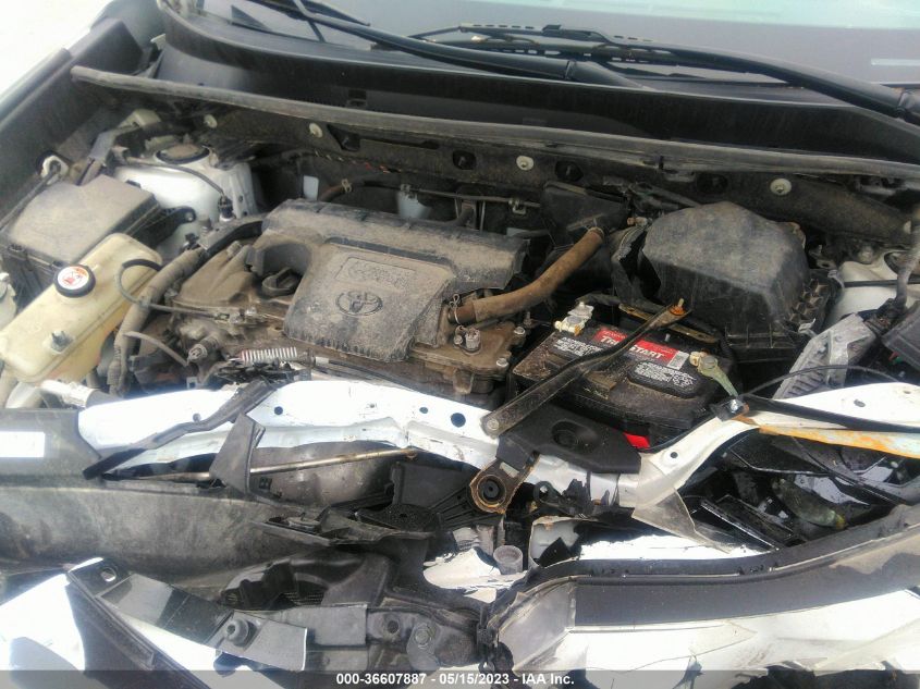2018 TOYOTA RAV4 LE - JTMBFREV8JJ728788