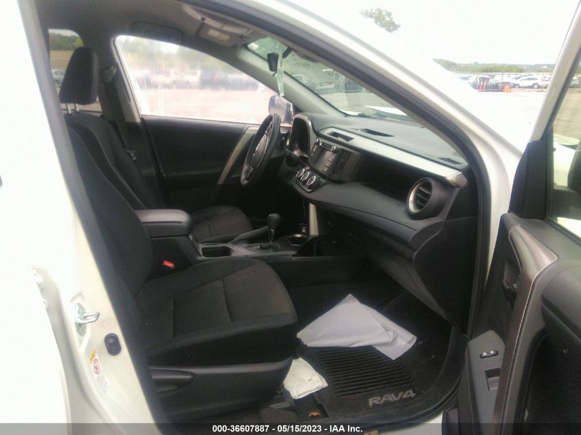 2018 TOYOTA RAV4 LE - JTMBFREV8JJ728788