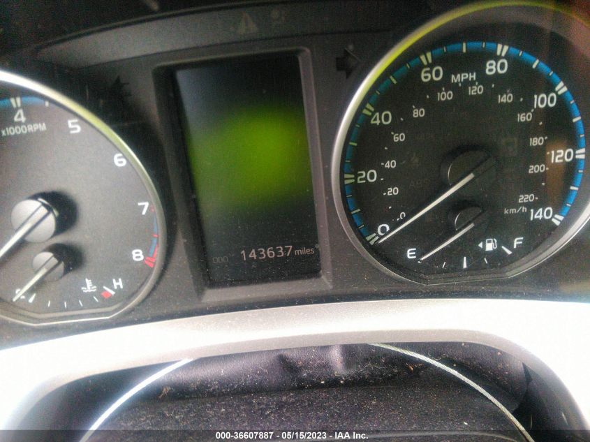 2018 TOYOTA RAV4 LE - JTMBFREV8JJ728788