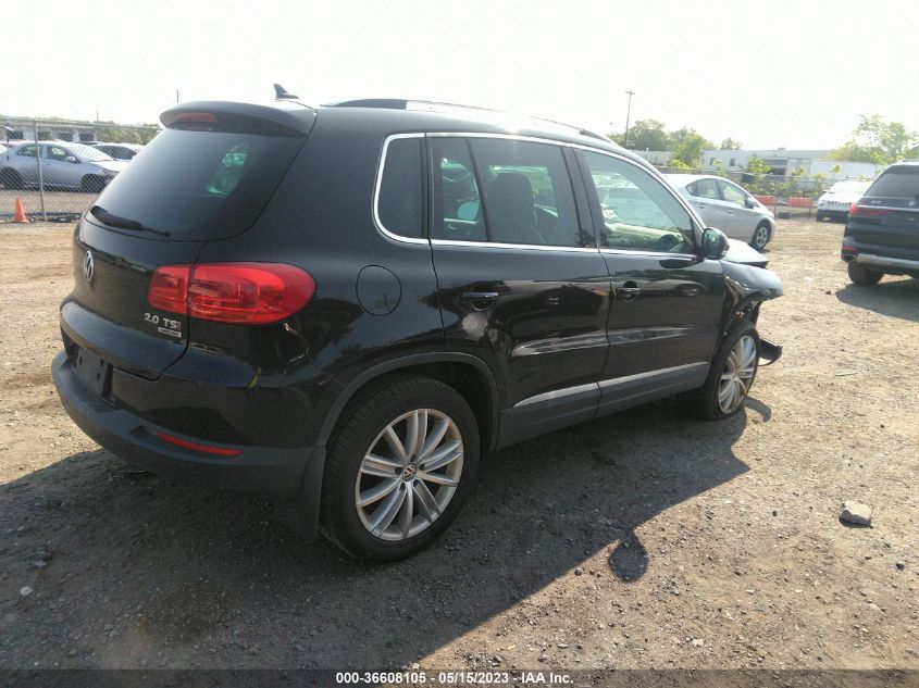 2013 VOLKSWAGEN TIGUAN SE W/SUNROOF & NAV - WVGBV3AX0DW566648