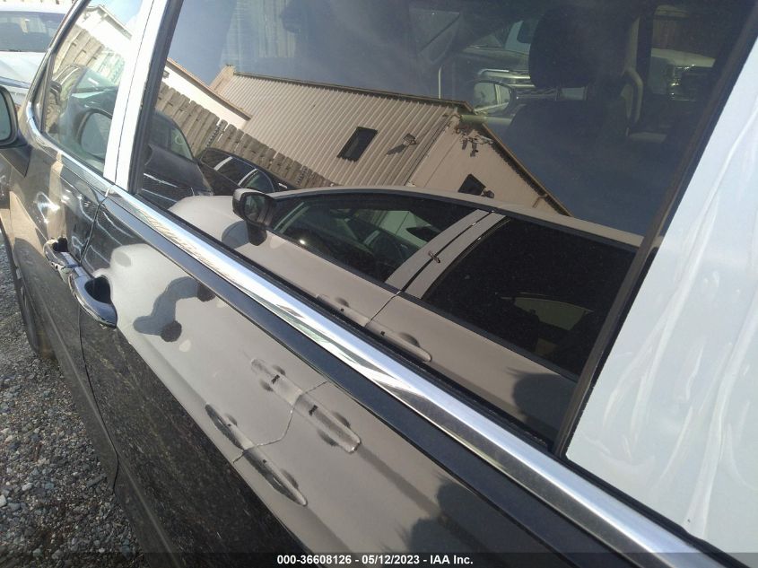 2023 CHRYSLER PACIFICA HYBRID TOURING L - 2C4RC1L7XPR558841