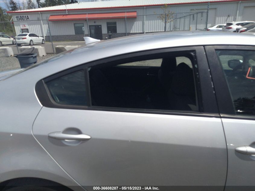 2015 KIA FORTE LX - KNAFX4A65F5414626
