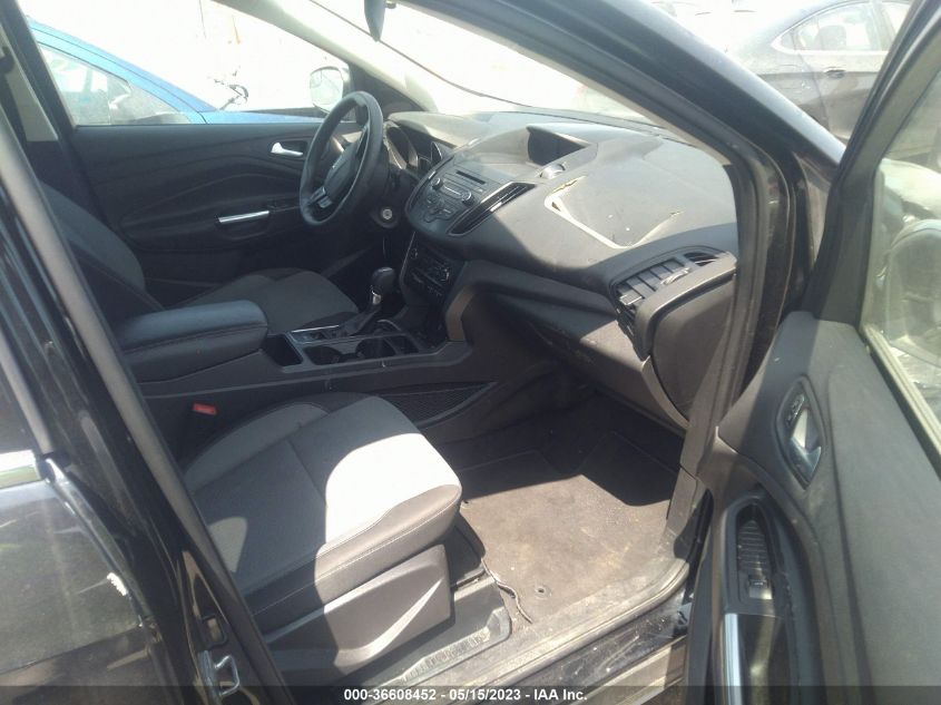 2017 FORD ESCAPE SE - 1FMCU0GD7HUA21437
