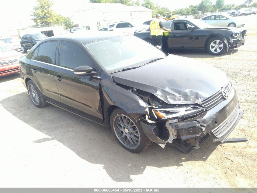 2013 VOLKSWAGEN JETTA SEDAN SE - 3VWDP7AJ1DM250151