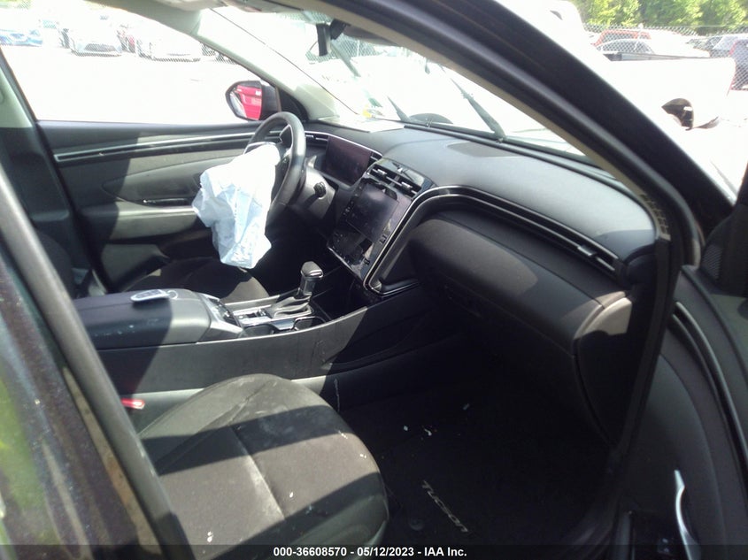VIN 5NMJFCAE0NH121813 2022 HYUNDAI TUCSON SEL