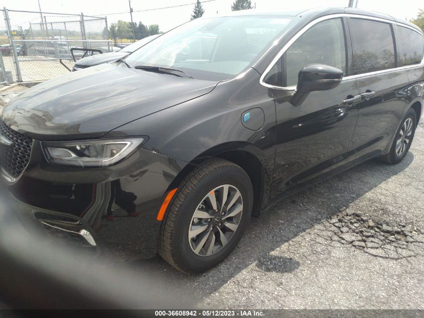 2023 CHRYSLER PACIFICA HYBRID TOURING L - 2C4RC1L72PR541841
