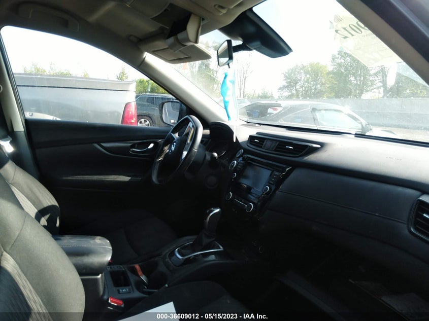 VIN JN8AT2MV2KW389645 2019 NISSAN ROGUE SV