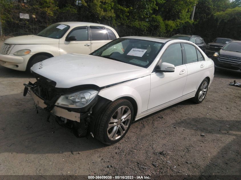 2013 MERCEDES-BENZ C-CLASS C 300 - WDDGF8AB2DR265389