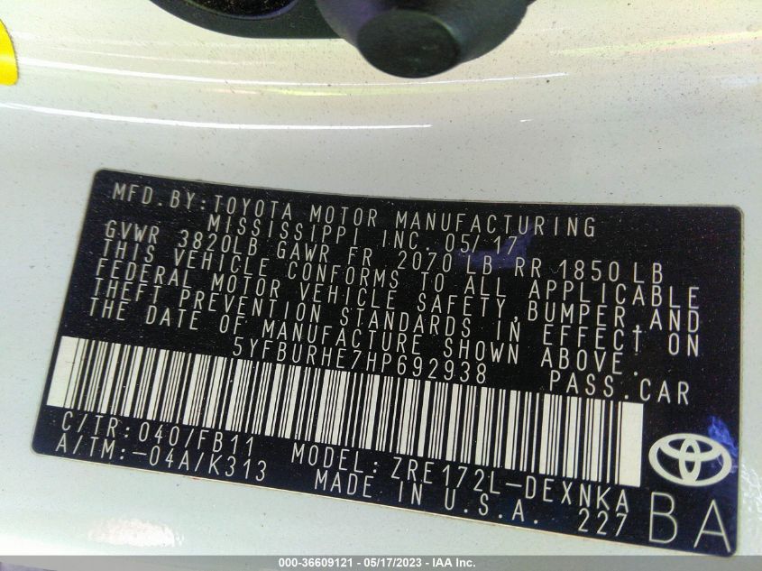 2017 TOYOTA COROLLA LE - 5YFBURHE7HP692938