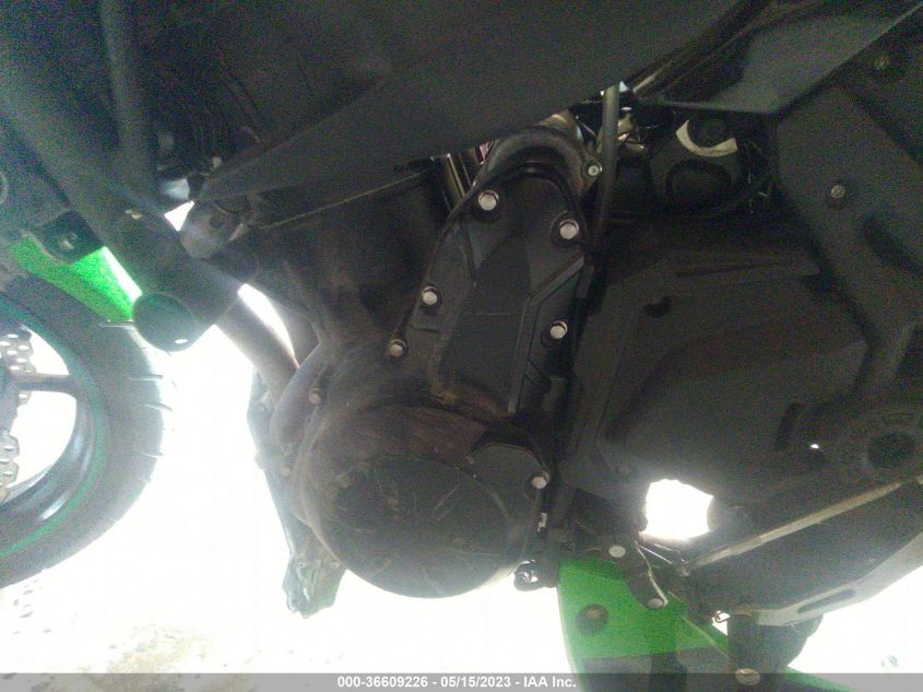 2018 KAWASAKI EX650 F - JKAEXEK15JDA12074