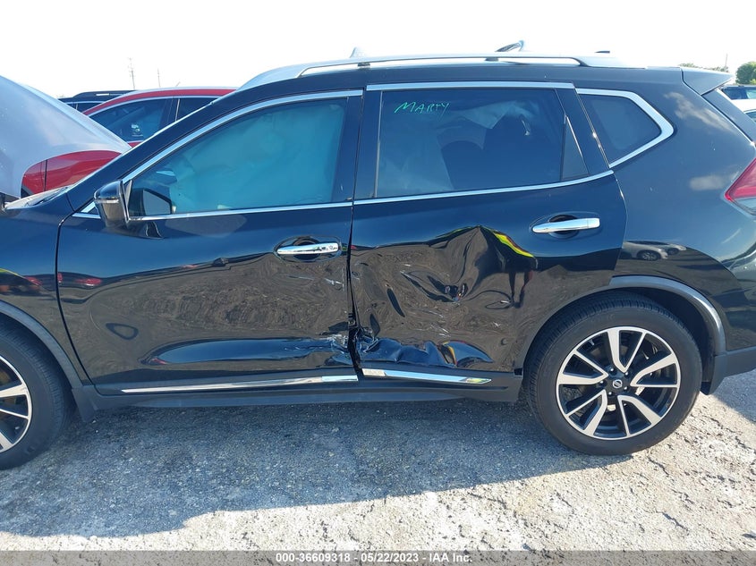 VIN JN8AT2MTXJW456263 2018 NISSAN ROGUE SL