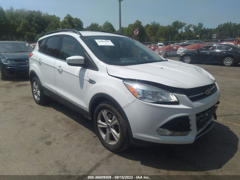 2016 FORD ESCAPE SE - 1FMCU0G90GUA36095