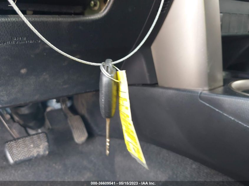 2014 TOYOTA RAV4 LE - JTMZFREV6ED033986