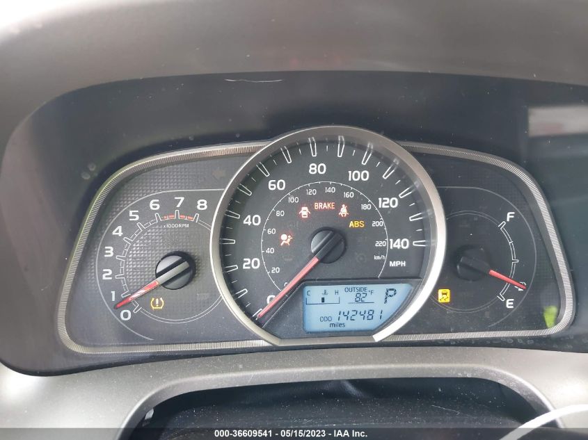 2014 TOYOTA RAV4 LE - JTMZFREV6ED033986