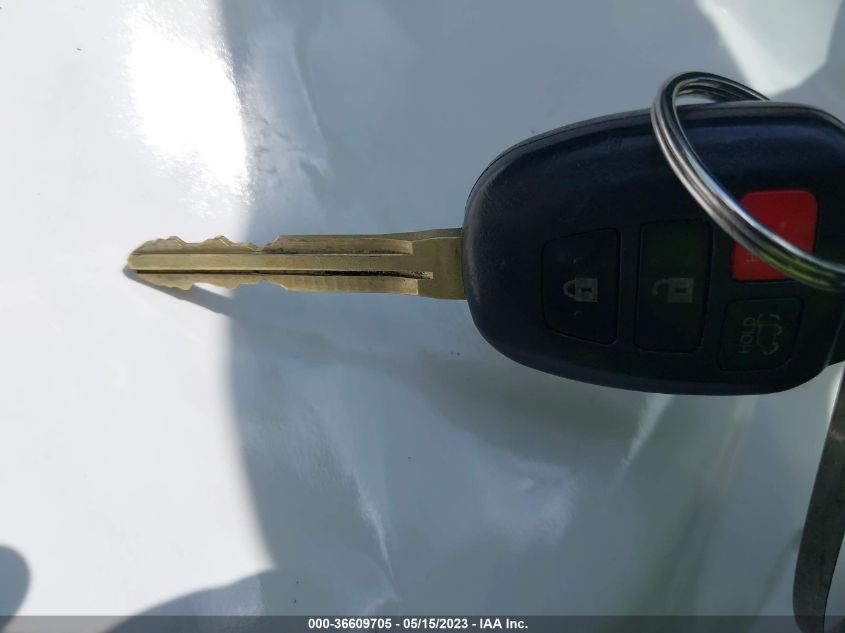 2015 TOYOTA COROLLA L/LE/S/S PLUS/LE PLUS - 5YFBURHE5FP339711