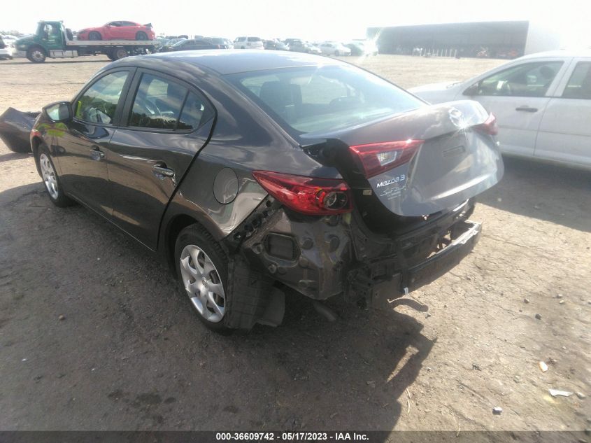 2018 MAZDA MAZDA3 4-DOOR SPORT 3MZBN1U70JM240216