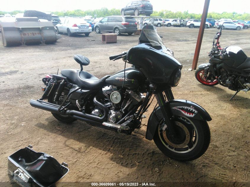 2007 HARLEY-DAVIDSON FLHX - 1HD1KB4187Y607612