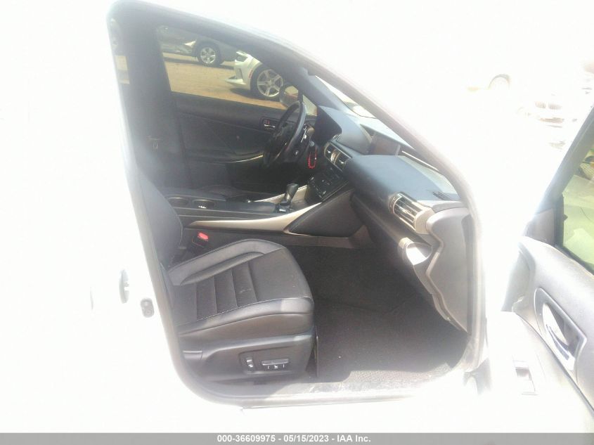 2016 LEXUS IS 200T JTHBA1D21G5033625