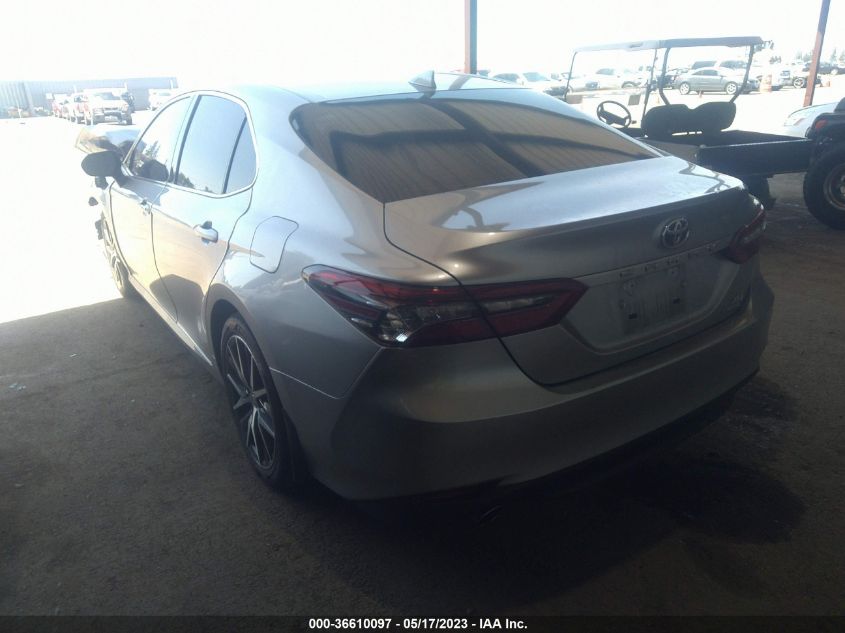 2022 TOYOTA CAMRY HYBRID XLE - 4T1F31AK4NU590125
