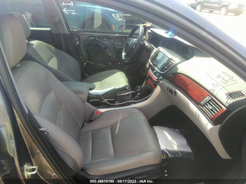 2017 HONDA ACCORD SEDAN EX-L - 1HGCR2F84HA051469