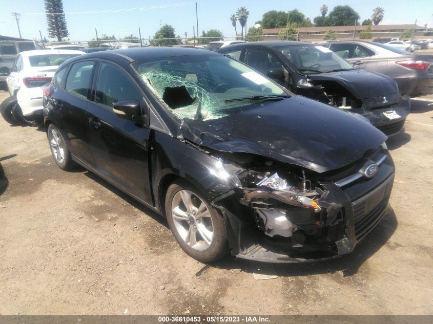 2014 FORD FOCUS SE - 1FADP3K23EL162570