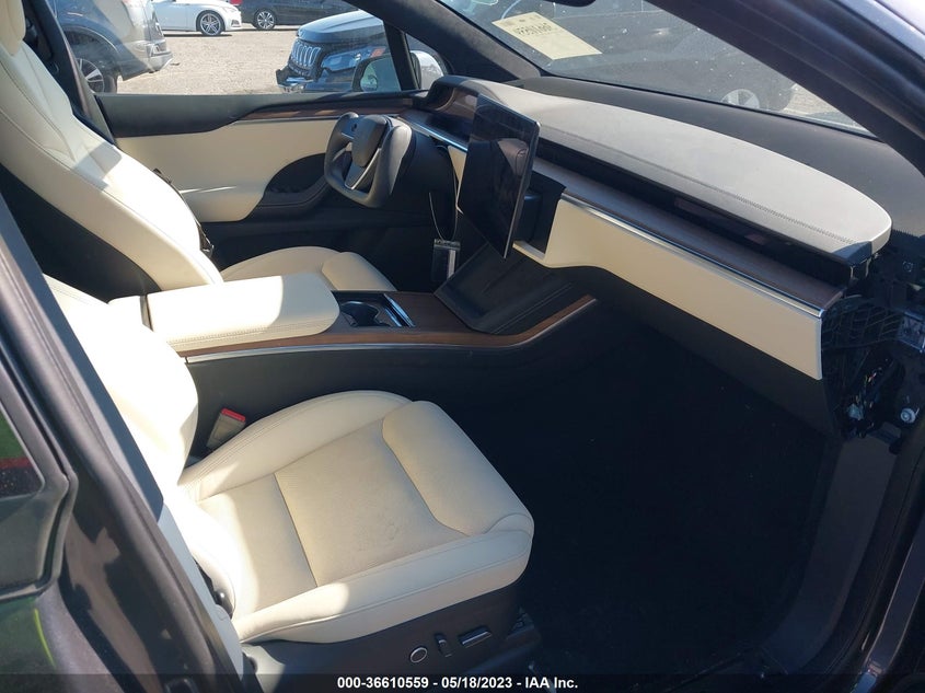 VIN 7SAXCBE5XNF354187 2022 TESLA MODEL X