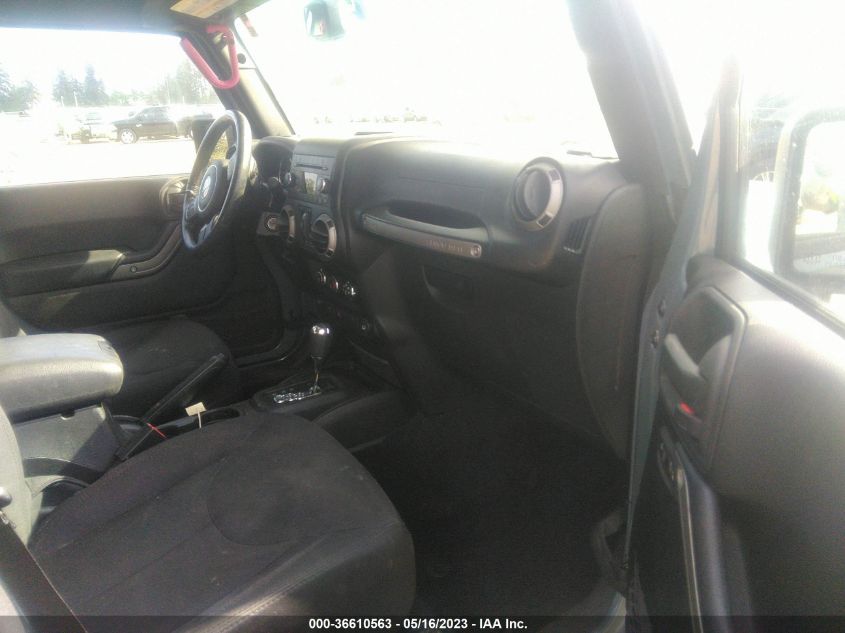 2015 JEEP WRANGLER UNLIMITED SPORT - 1C4BJWDG1FL546507