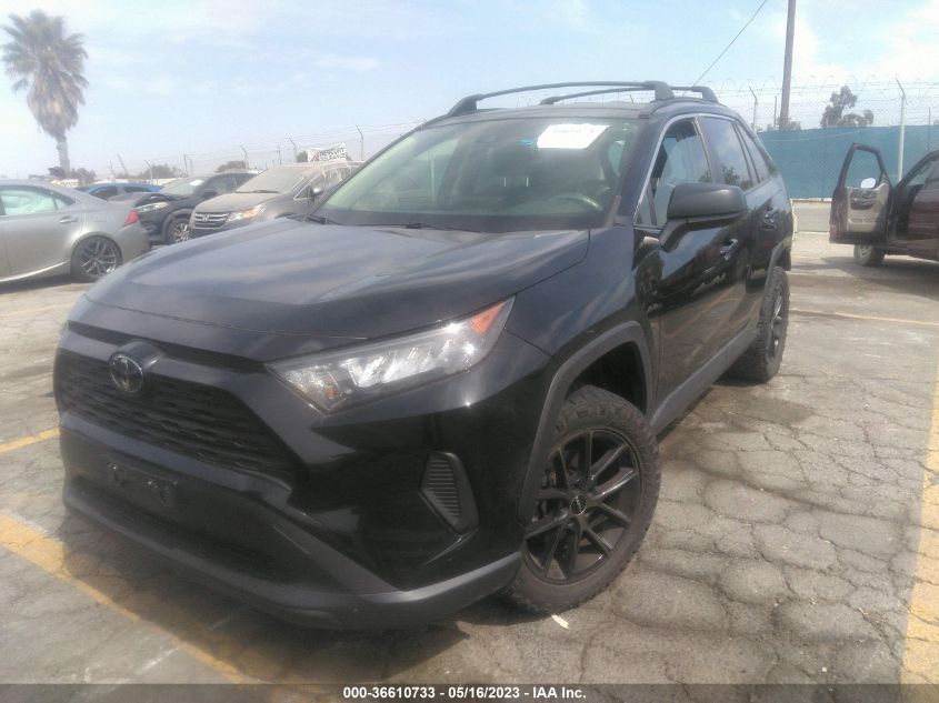 2019 TOYOTA RAV4 LE - JTMF1RFV3KJ011201