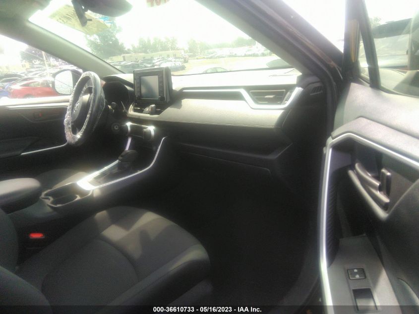 2019 TOYOTA RAV4 LE - JTMF1RFV3KJ011201