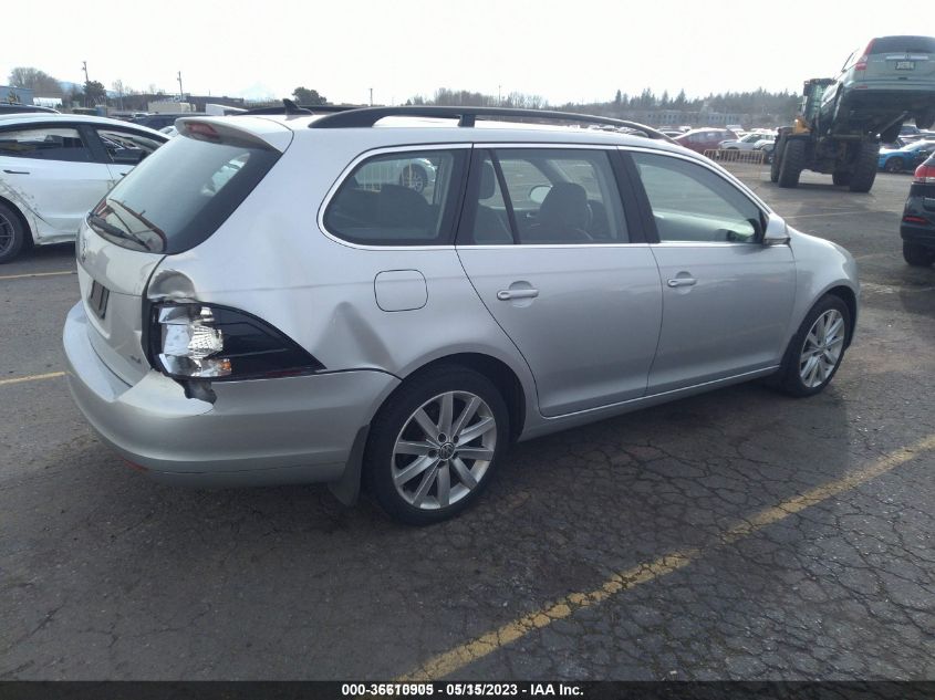 2013 VOLKSWAGEN JETTA SPORTWAGEN TDI W/SUNROOF - 3VWPL7AJ2DM663592