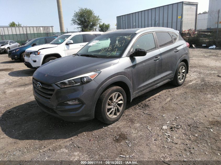 2016 HYUNDAI TUCSON SE - KM8J3CA42GU228787