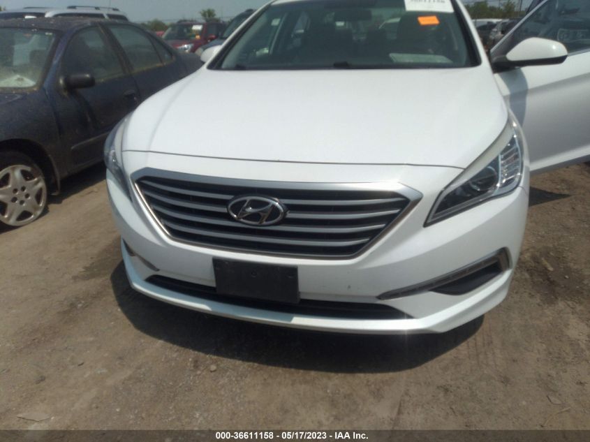 2015 HYUNDAI SONATA 2.4L SE - 5NPE24AF8FH108890