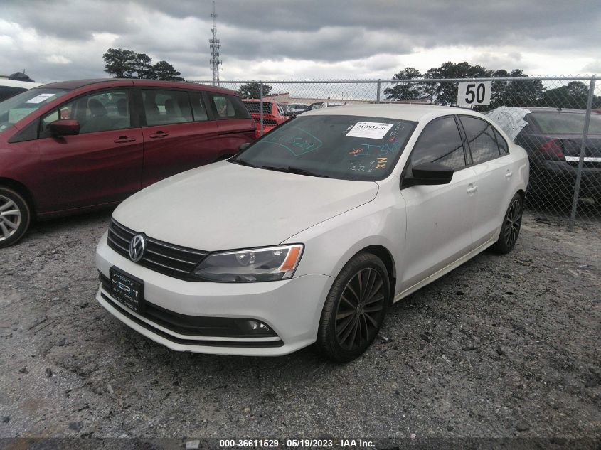 2016 VOLKSWAGEN JETTA SEDAN 1.8T SPORT - 3VWD17AJXGM418343