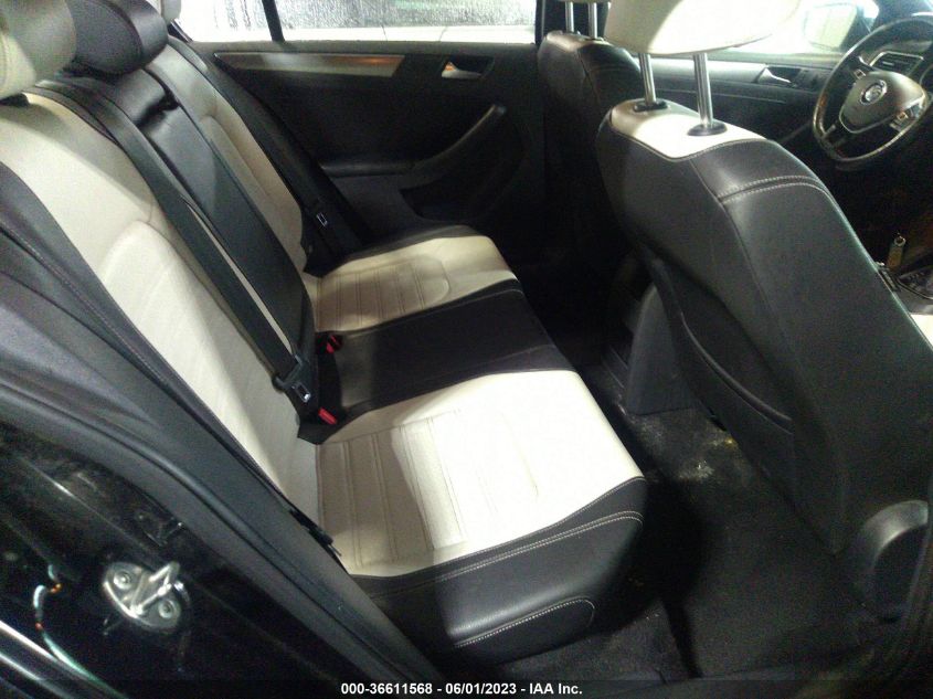 2016 VOLKSWAGEN JETTA SEDAN 1.8T SPORT - 3VWD17AJ0GM366043