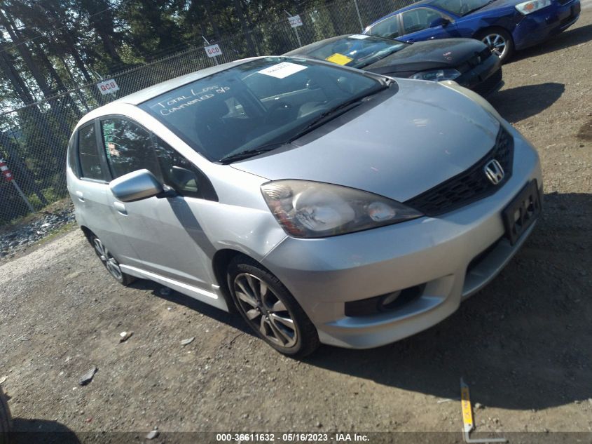 2013 HONDA FIT SPORT - JHMGE8H50DC015308