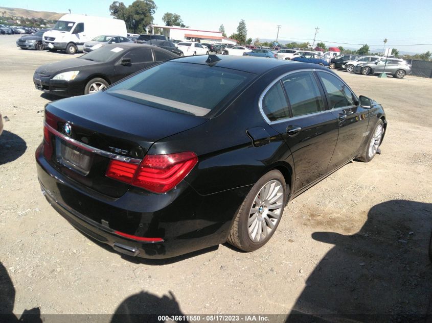 2013 BMW 7 SERIES 750I - WBAYA8C54DC996409