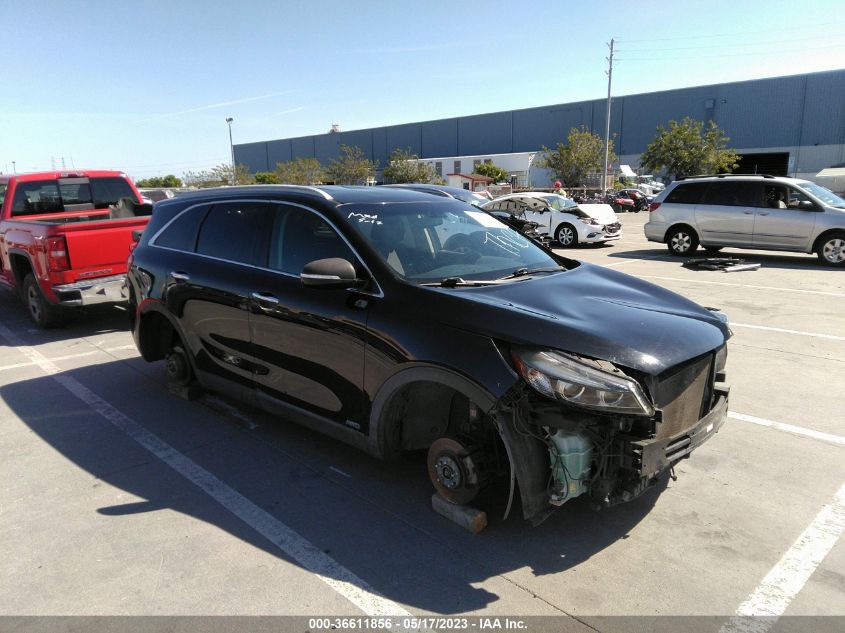 2017 KIA SORENTO LX V6 - 5XYPGDA52HG190062