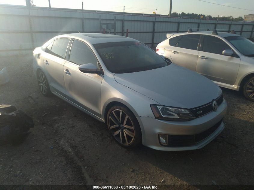 2014 VOLKSWAGEN JETTA SEDAN GLI AUTOBAHN W/NAV - 3VW4S7AJ8EM355902