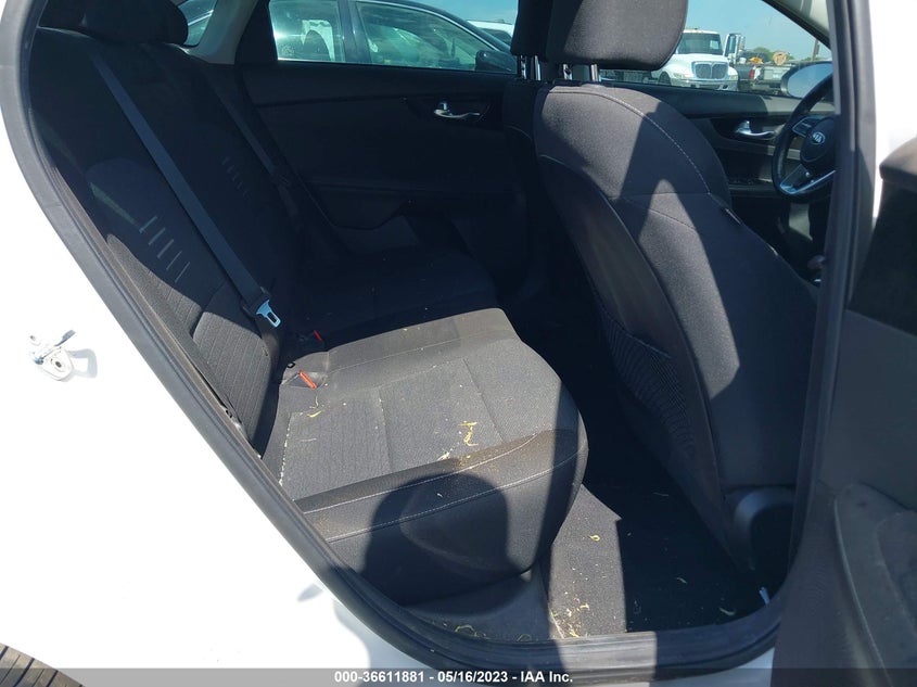 VIN 3KPF34ADXKE087569 2019 KIA FORTE S