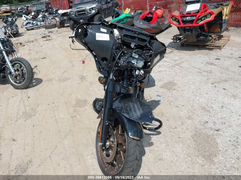 2023 HARLEY-DAVIDSON FLHXST - 1HD1ABL12PB610688