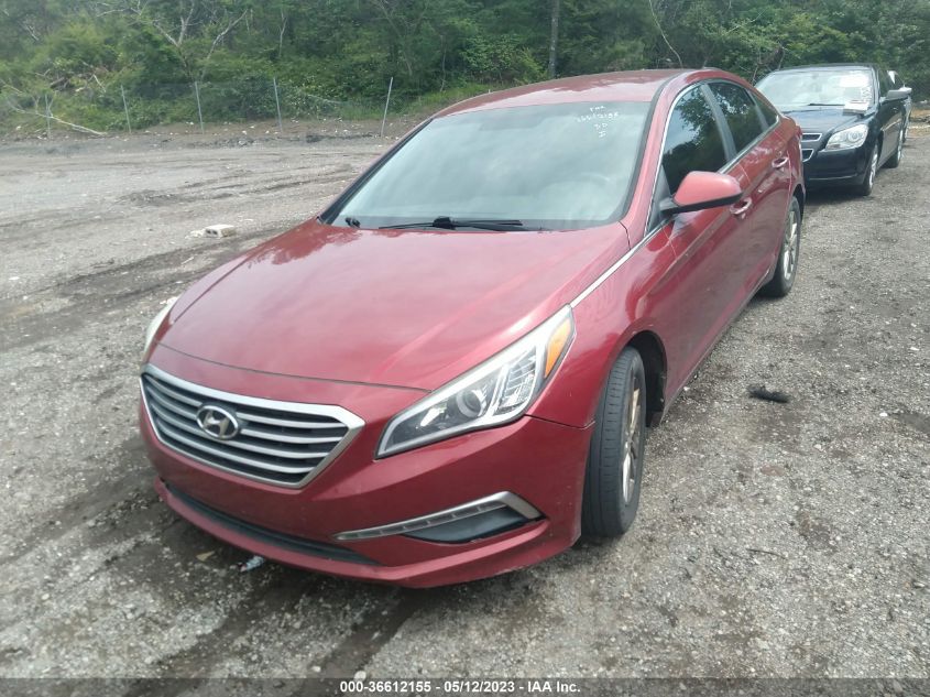 2015 HYUNDAI SONATA 2.4L SE - 5NPE24AFXFH005969