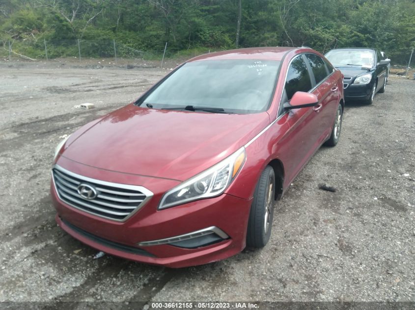 2015 HYUNDAI SONATA 2.4L SE - 5NPE24AFXFH005969