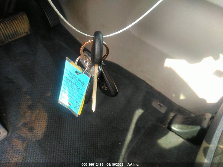 2017 KIA SEDONA EX - KNDMC5C18H6256616