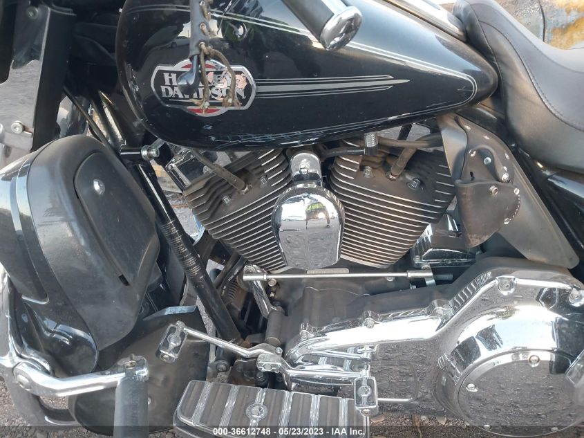 2010 HARLEY-DAVIDSON FLHTCU 1HD1FC414AB661655