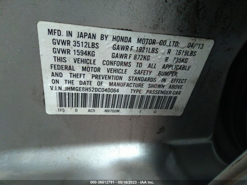 2013 HONDA FIT SPORT - JHMGE8H52DC040064