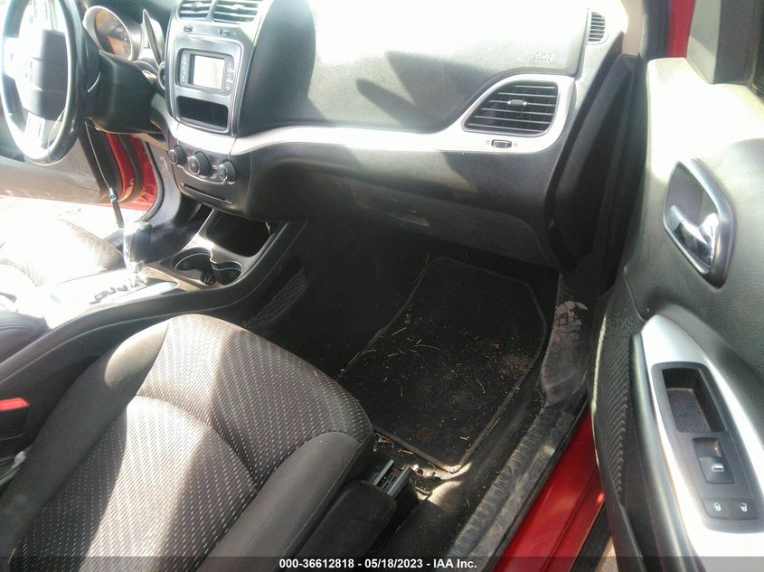VIN 3C4PDCAB9JT188963 2018 DODGE JOURNEY SE