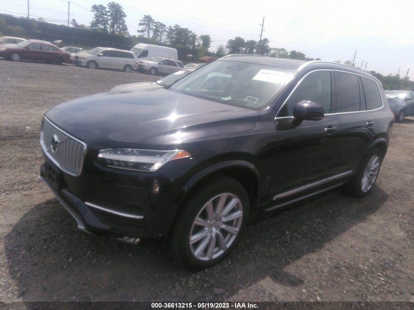 VIN YV4A22PL7H1164827 2017 VOLVO XC90 INSCRIPTION