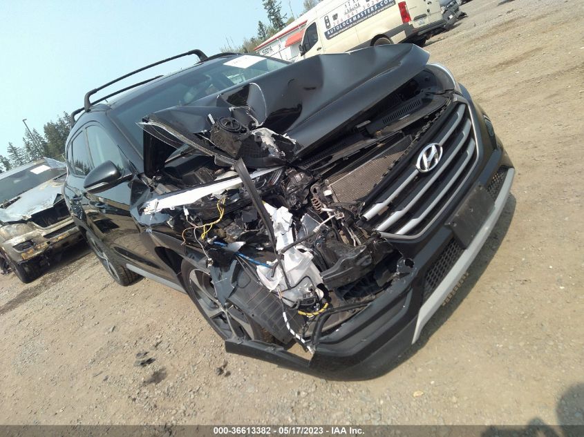 2017 HYUNDAI TUCSON VALUE - KM8J3CA28HU571782